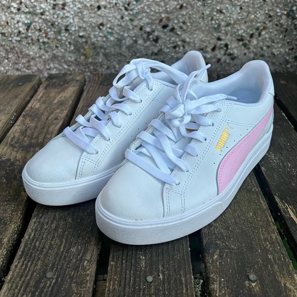 Puma casual platform sneakers, white w/ pink, sz 6, EUC! - Picture 1 of 5